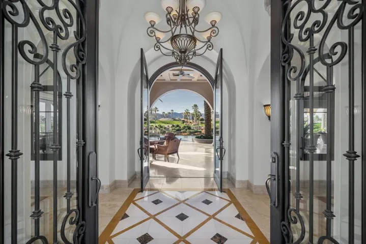 50-web-or-mls-HPSavona1220_050