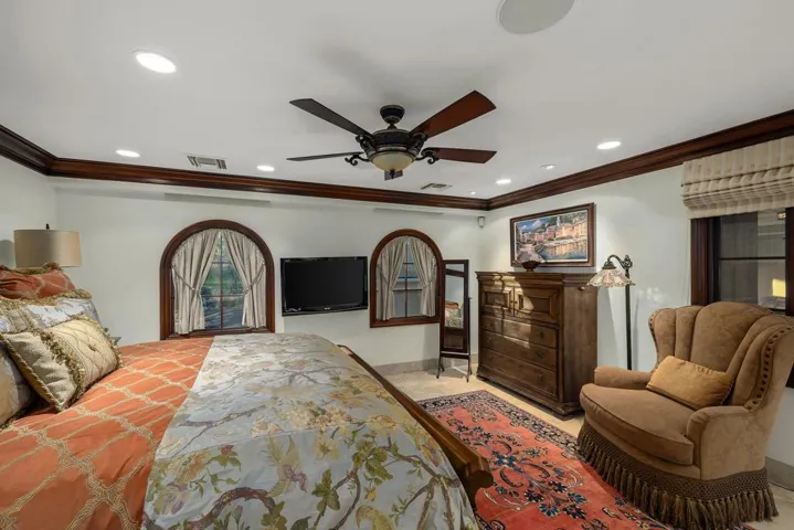 104-web-or-mls-HPSavona1220_104