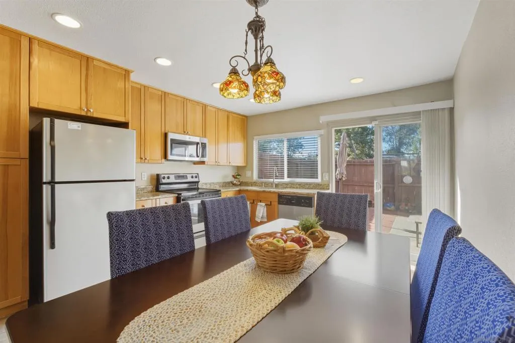 1461 N Broadway A, Escondido, California 92026 home-pic-8