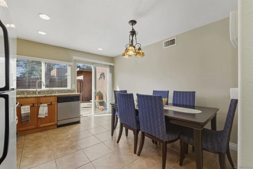 1461 N Broadway A, Escondido, California 92026 home-pic-7