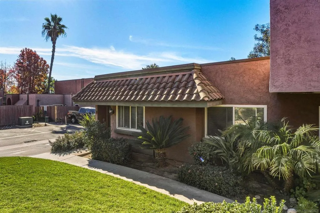 1461 N Broadway A, Escondido, California 92026 home-pic-3