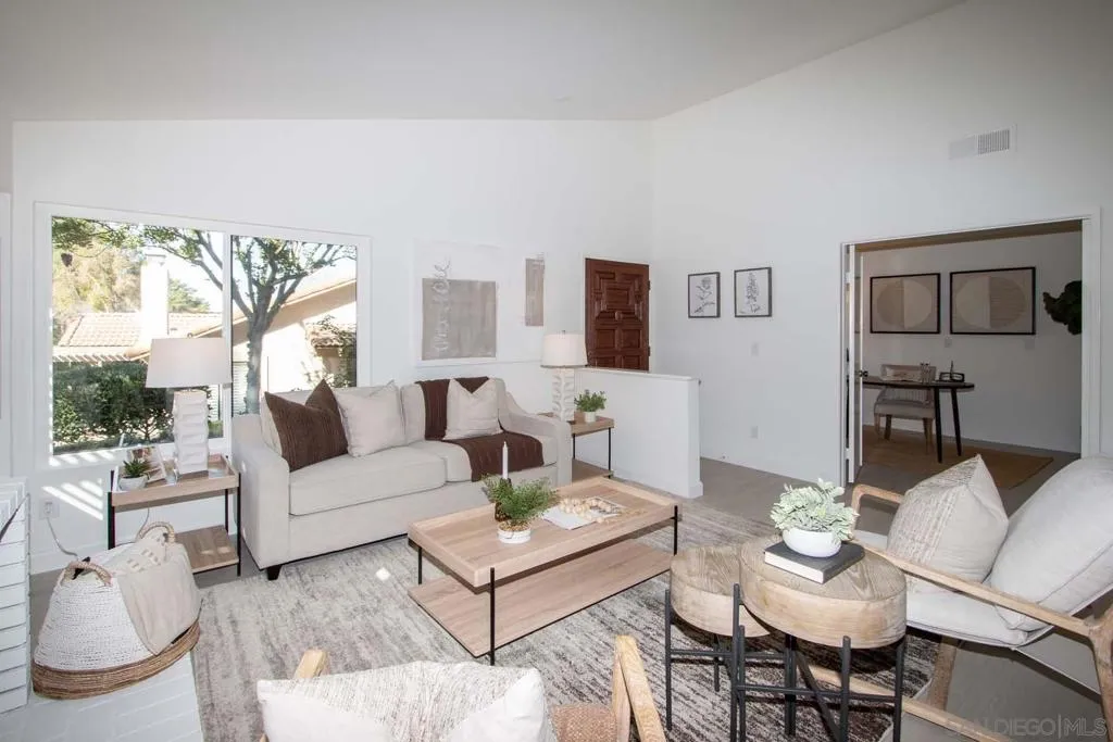 12863 Camino De La Breccia, San Diego, California 92128 home-pic-10