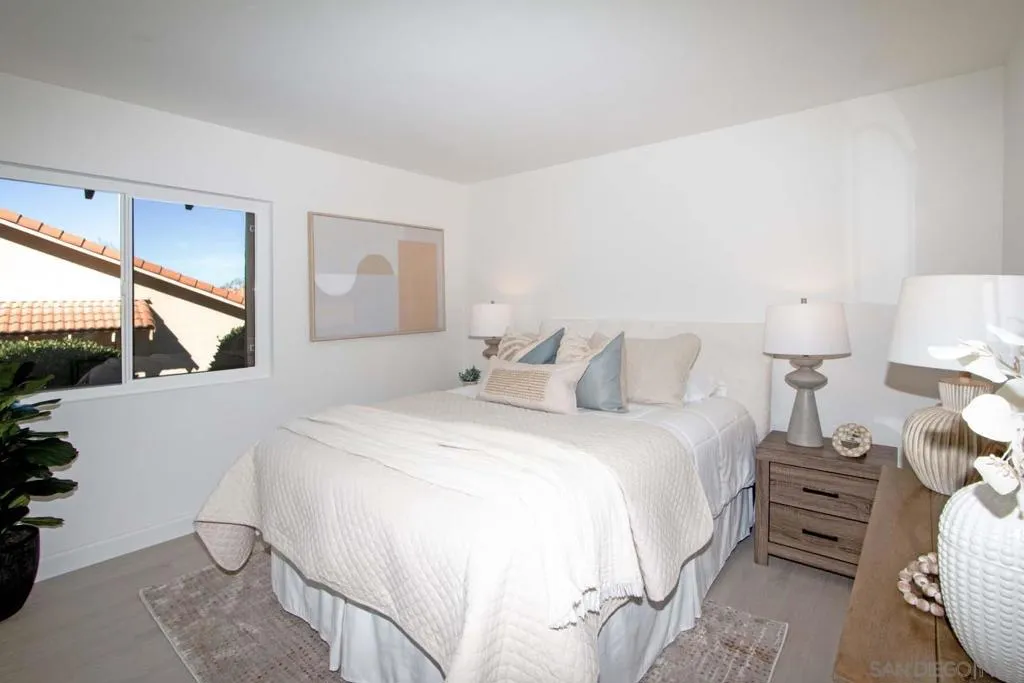 12863 Camino De La Breccia, San Diego, California 92128 home-pic-24