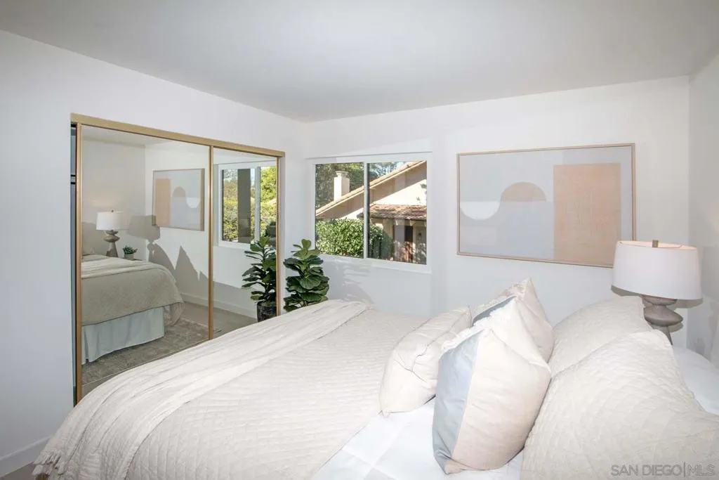 12863 Camino De La Breccia, San Diego, California 92128 home-pic-25