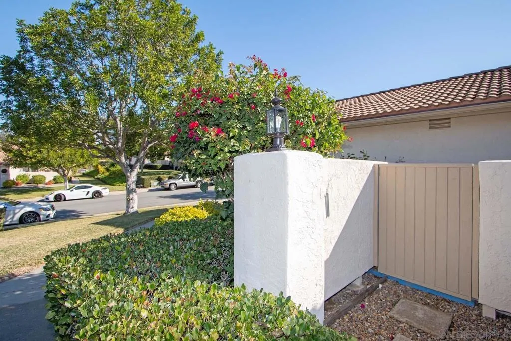 12863 Camino De La Breccia, San Diego, California 92128 home-pic-3