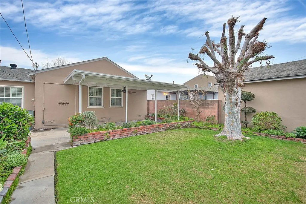 2942 Silva, Lakewood, California 90712 home-pic-38