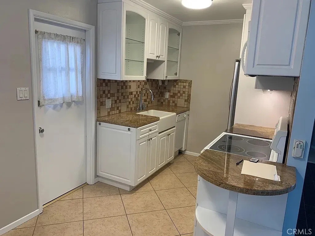 4401 E Division Street, Long Beach, California 90803 home-pic-15