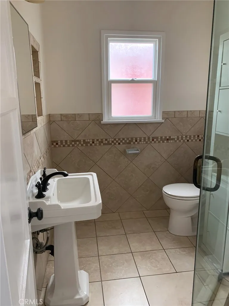 4401 E Division Street, Long Beach, California 90803 home-pic-36