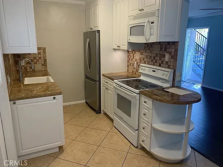 4401 E Division Street, Long Beach, California 90803 home-pic-10