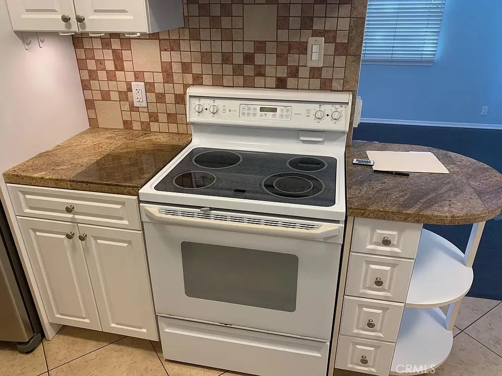 4401 E Division Street, Long Beach, California 90803 home-pic-12