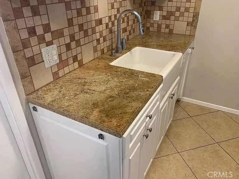 4401 E Division Street, Long Beach, California 90803 home-pic-13