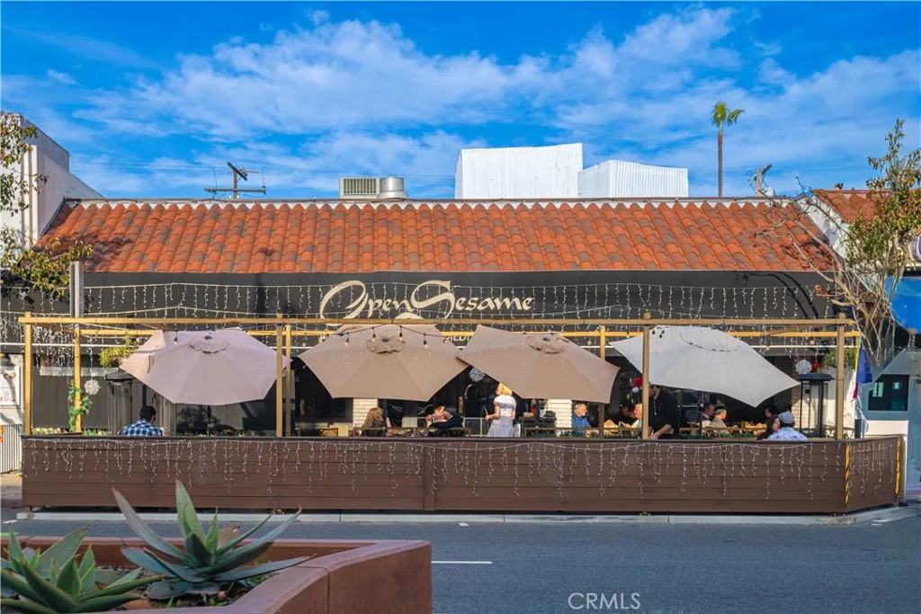 4401 E Division Street, Long Beach, California 90803 home-pic-43