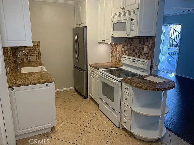 4401 Division, Long Beach, California 90803 home-pic-14