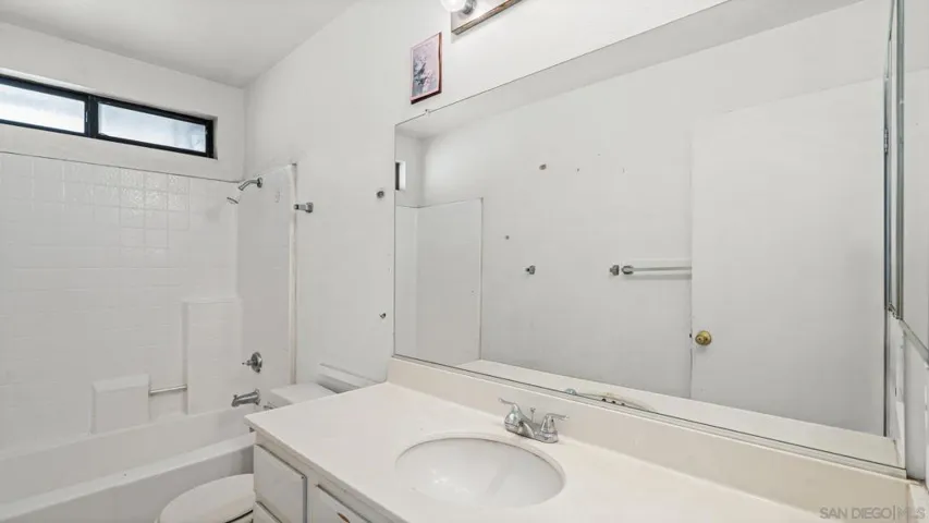 1534 Heirloom Ave, Perris, California 92571