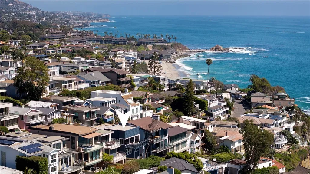 2621 Victoria Drive, Laguna Beach, California 92651 home-pic-20