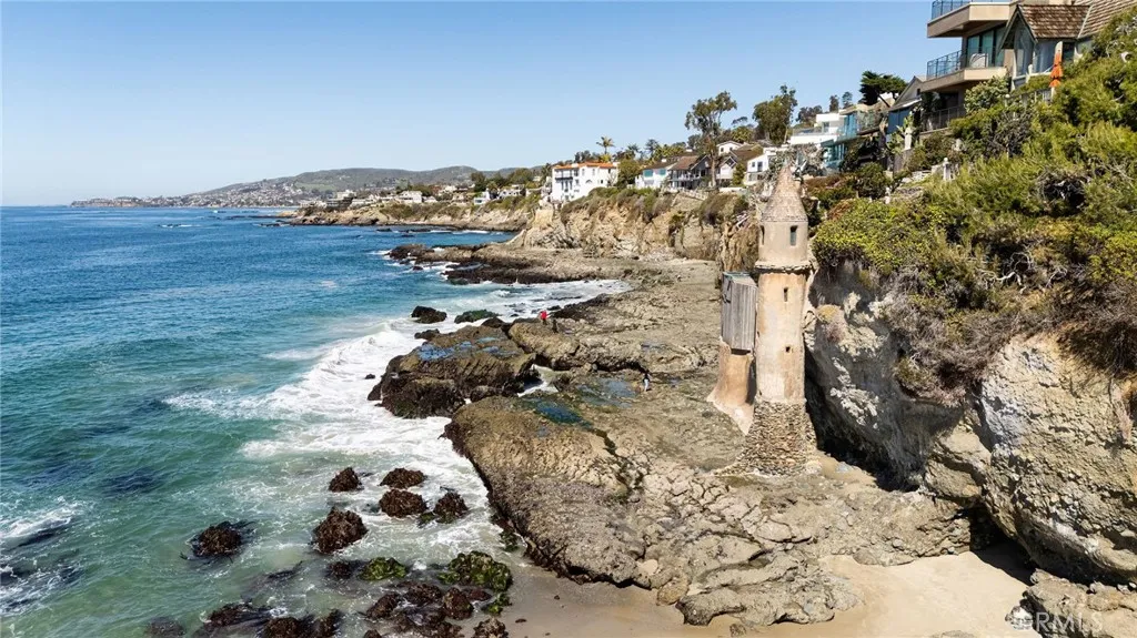 2621 Victoria Drive, Laguna Beach, California 92651 home-pic-23