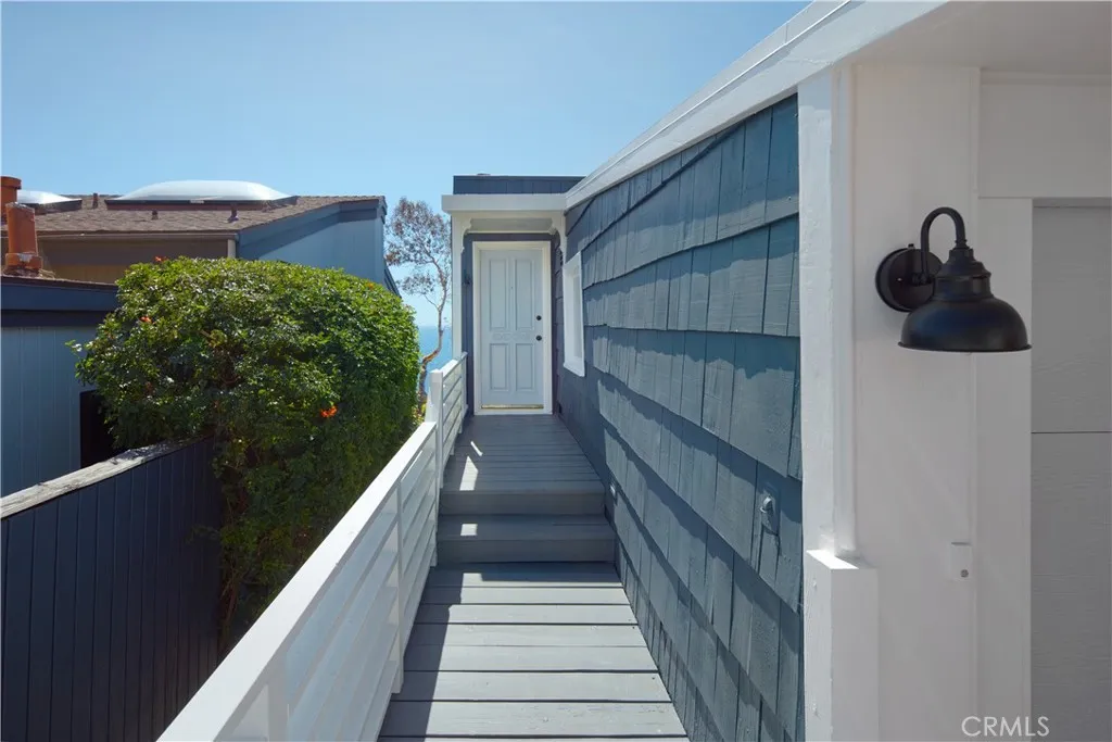 2621 Victoria Drive, Laguna Beach, California 92651 home-pic-15