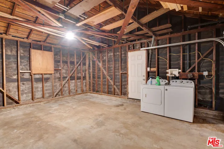 6408 W 82nd Street, Los Angeles, California 90045
