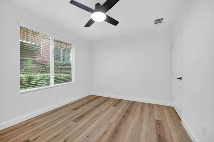 1st floor bedroom/Office