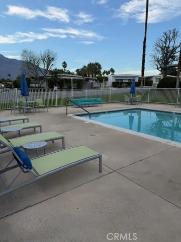 Community pool