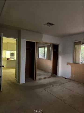 Master bedroom photo 3