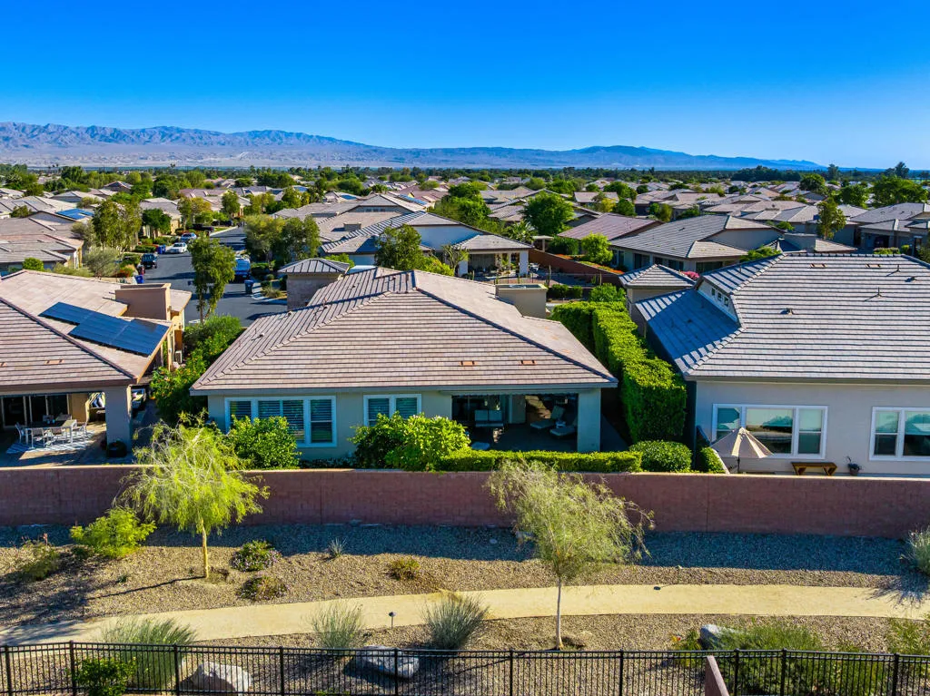 51225 Clubhouse Drive, Indio, California 92201 home-pic-40