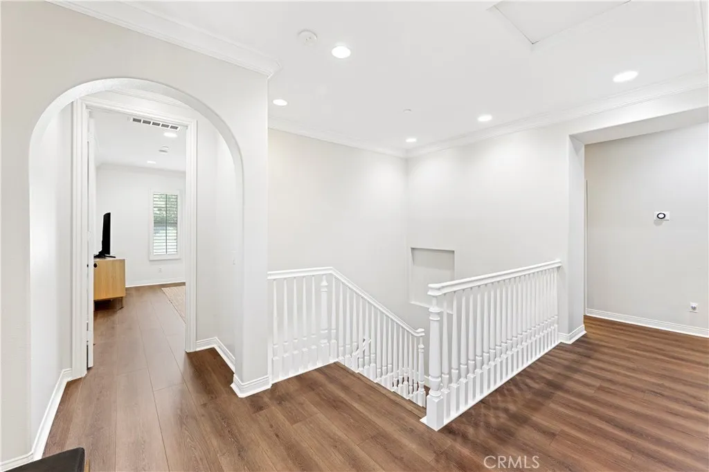 54 Valley Terrace, Irvine, California 92603 home-pic-32