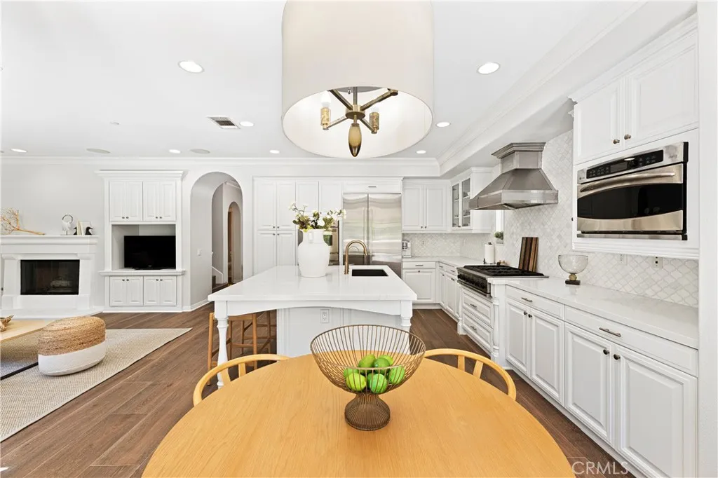 54 Valley Terrace, Irvine, California 92603 home-pic-23