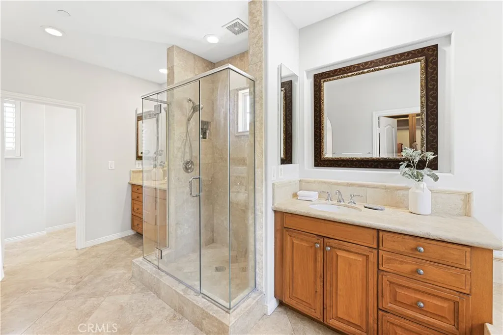 54 Valley Terrace, Irvine, California 92603 home-pic-39