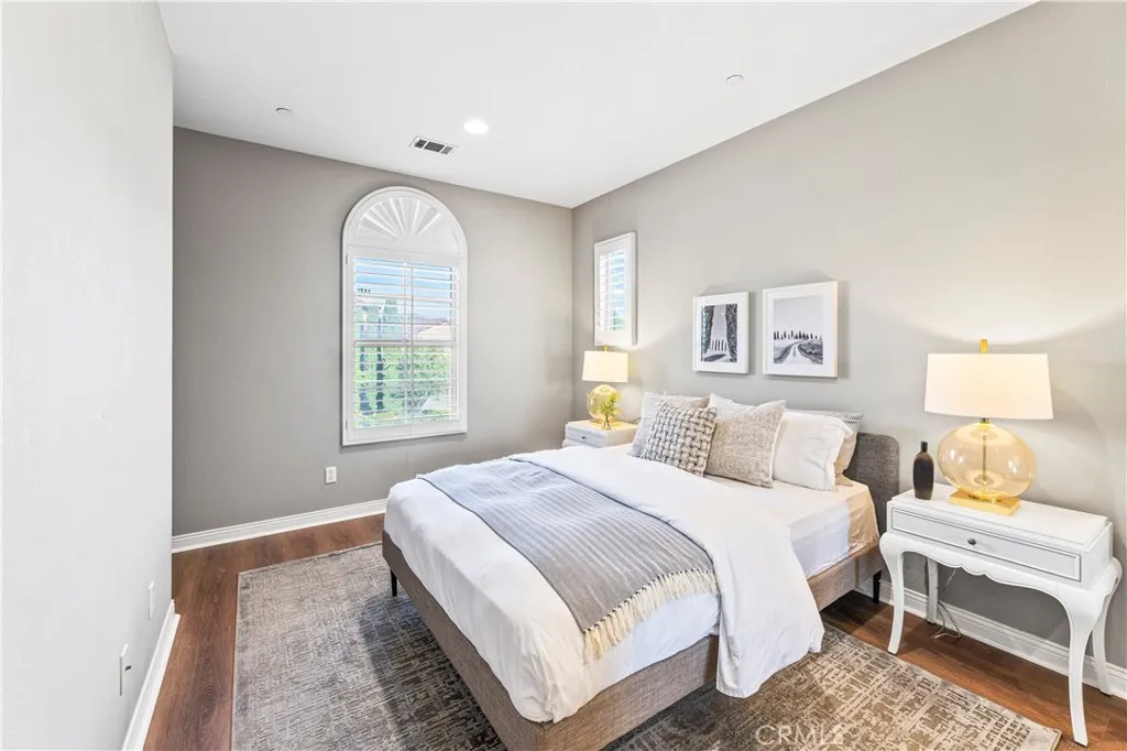 54 Valley Terrace, Irvine, California 92603 home-pic-43
