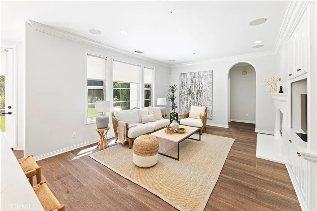 54 Valley Terrace, Irvine, California 92603 home-pic-20