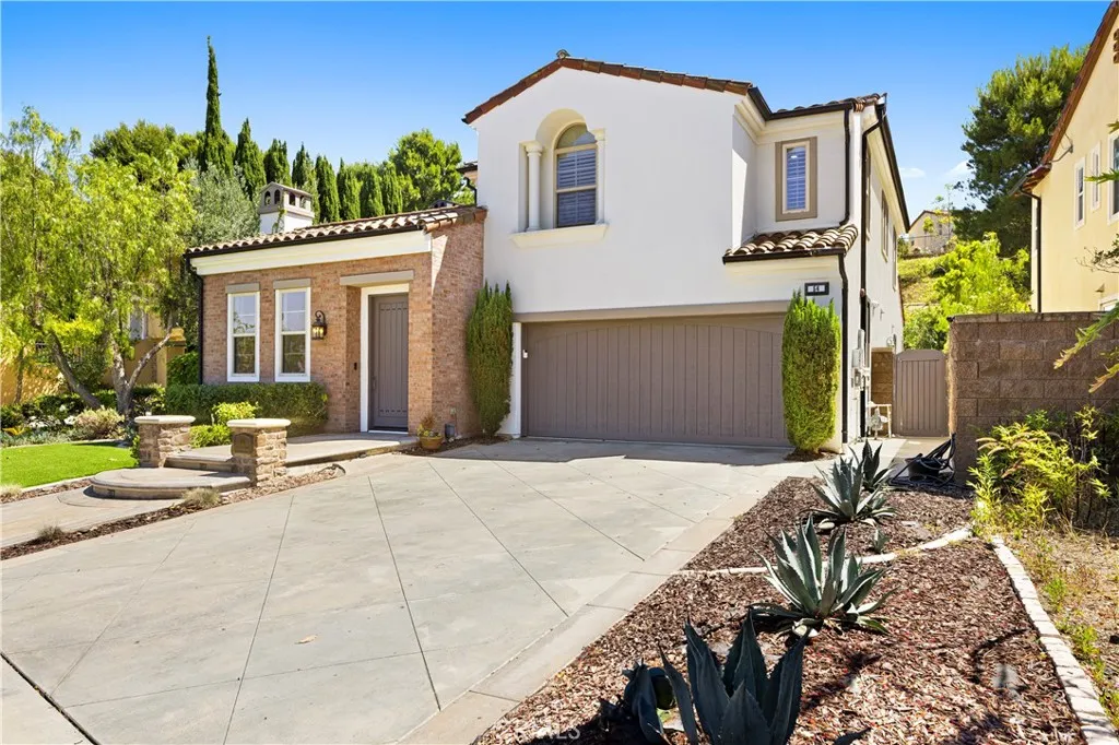 54 Valley Terrace, Irvine, California 92603 home-pic-4