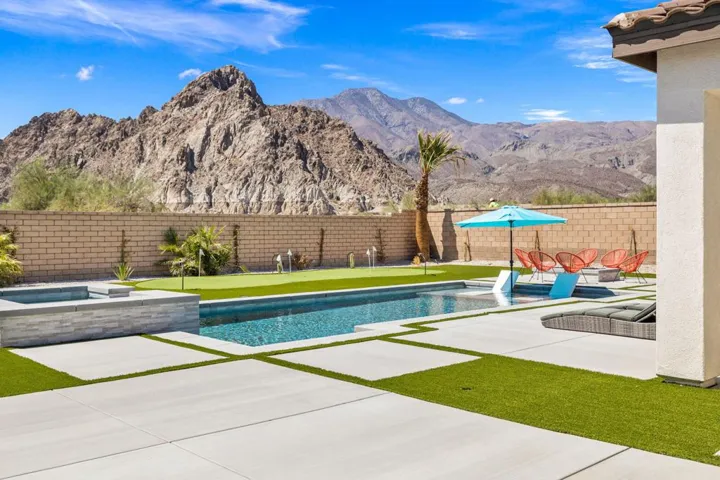 63-web-or-mls-2H8A3119