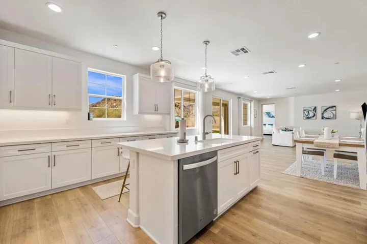 71-web-or-mls-2H8A3072