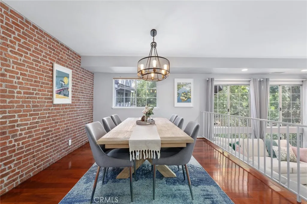 23163 Mulholland Drive Unit 6, Woodland Hills, California 91364 home-pic-9