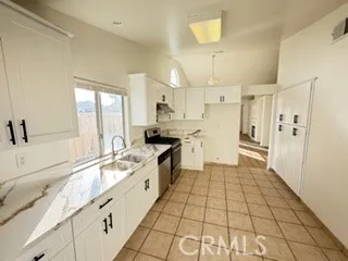 466 Granite View, Perris, California 92571 home-pic-7