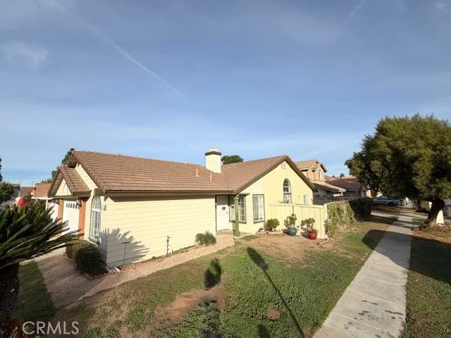 466 Granite View, Perris, California 92571 home-pic-2