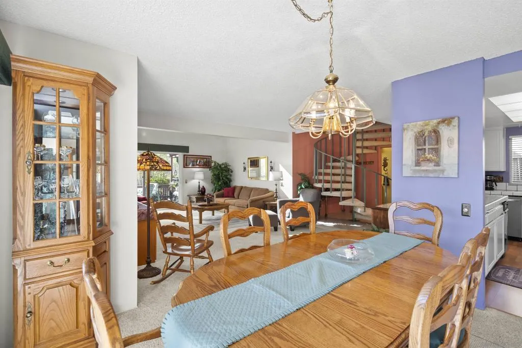 15858 Green Haven Court, Ramona, California 92065 home-pic-15
