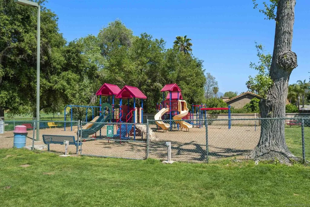 15858 Green Haven Court, Ramona, California 92065 home-pic-59