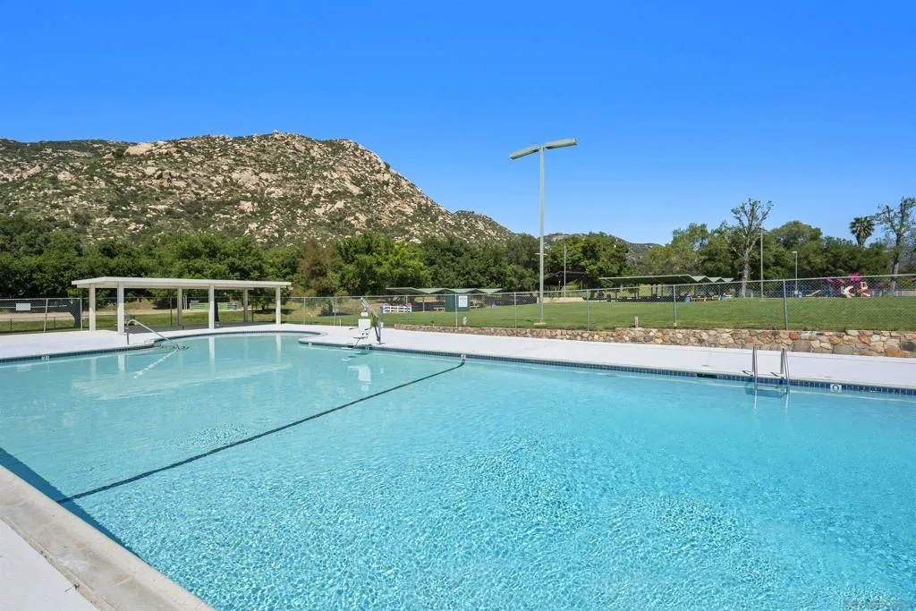 15858 Green Haven Court, Ramona, California 92065 home-pic-56