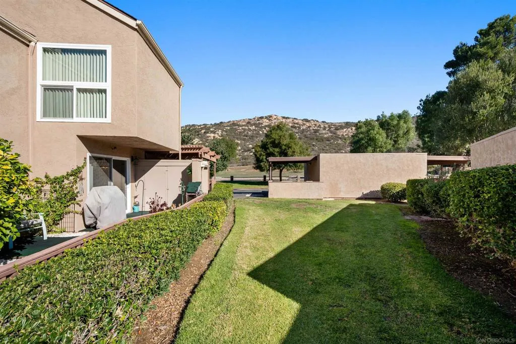15858 Green Haven Court, Ramona, California 92065 home-pic-54