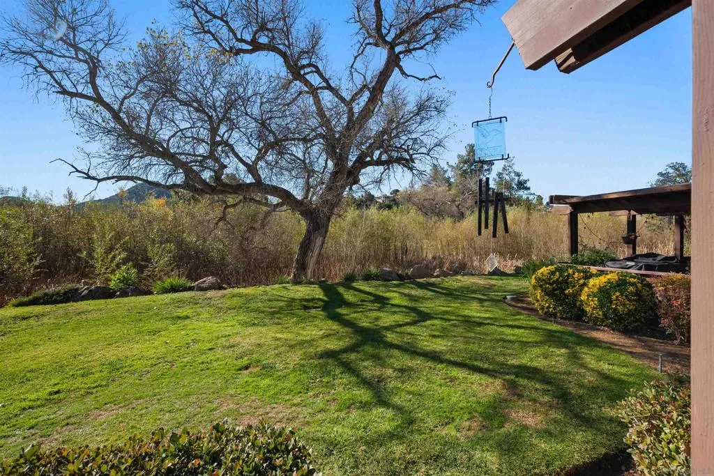 15858 Green Haven Court, Ramona, California 92065 home-pic-51