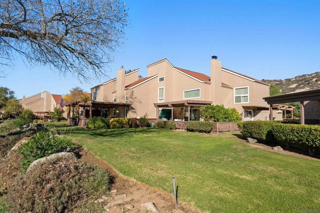 15858 Green Haven Court, Ramona, California 92065 home-pic-48