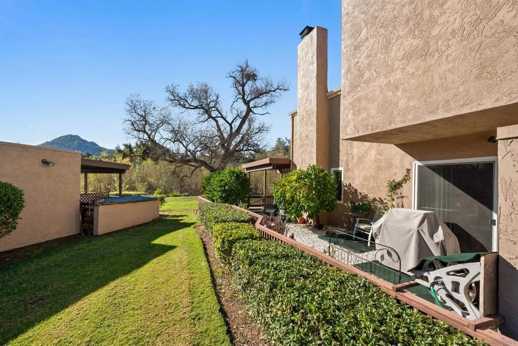 15858 Green Haven Court, Ramona, California 92065 home-pic-44