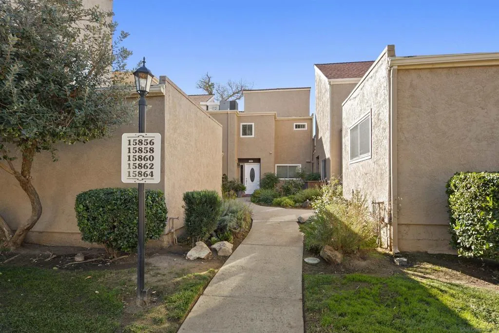 15858 Green Haven Court, Ramona, California 92065 home-pic-3