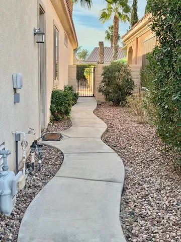 39. Side yard