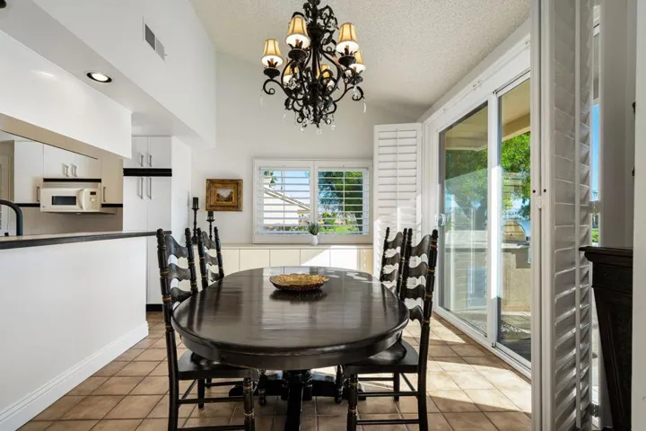 34-web-or-mls-JCLobelia_OPMG_1225_034