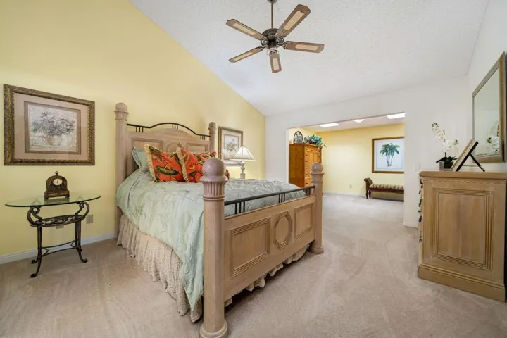 49-web-or-mls-JCLobelia_OPMG_1225_049