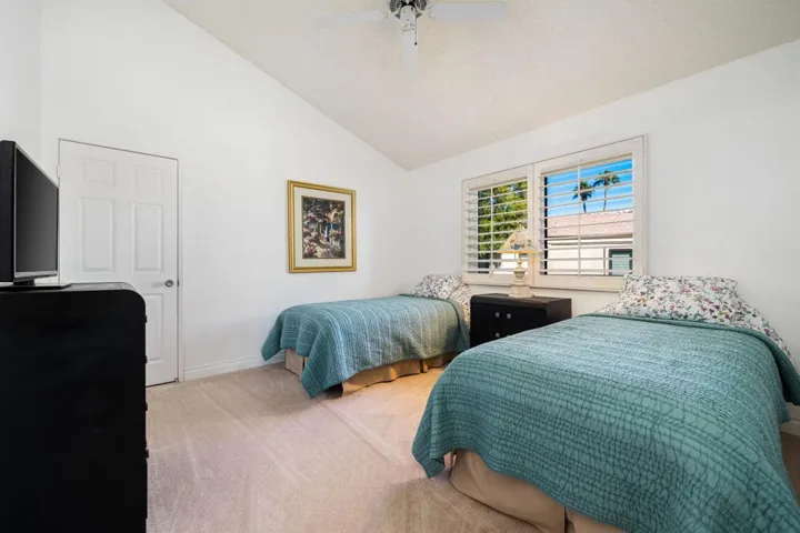 57-web-or-mls-JCLobelia_OPMG_1225_057