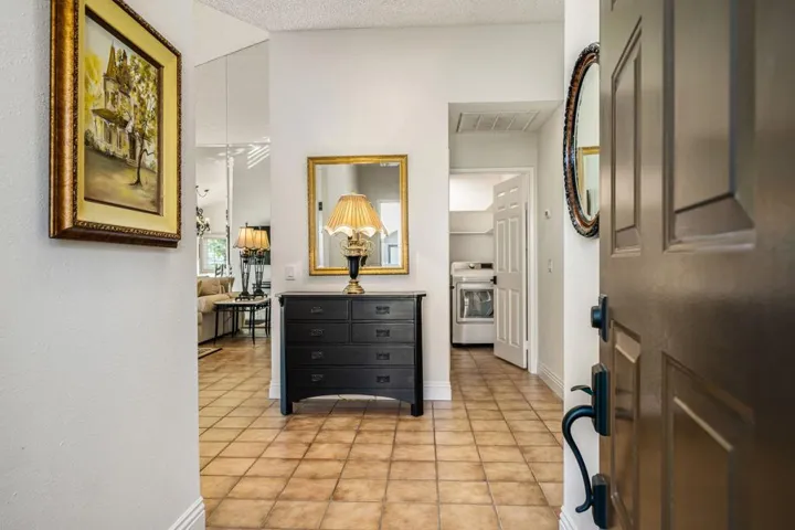 29-web-or-mls-JCLobelia_OPMG_1225_029